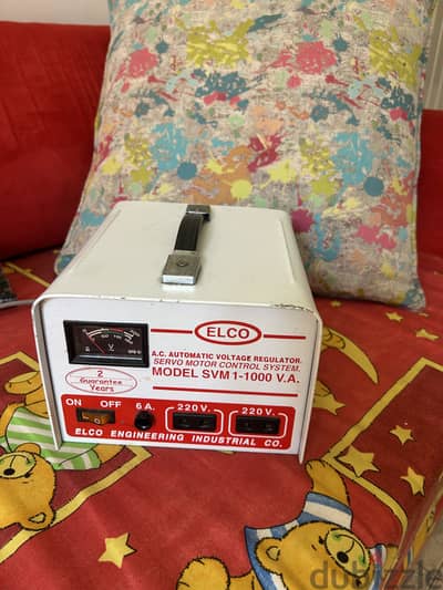 مثبت تيار قدرة 1000 v. a