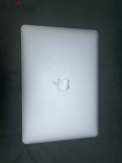 MacBook Pro 2015 retina  (13 inch )