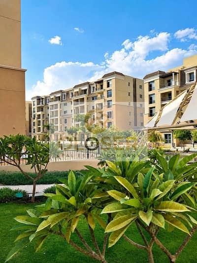 شقة للبيع غرفيتن دور متكرر بكمبوند سراي Sarai مرحلة Essa بخصم كاش 54% بجوار مدينتي Madinaty