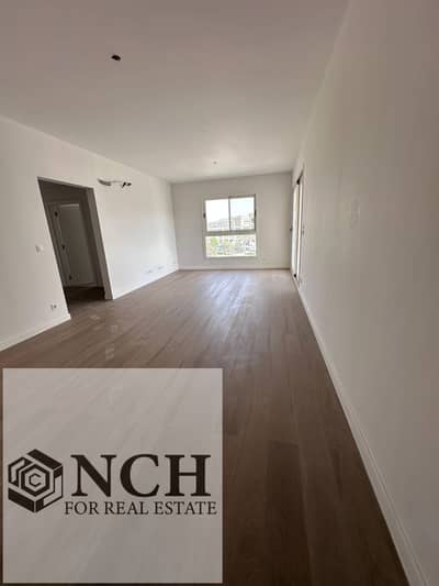 **شقة مميزة للإيجار في Mivida – Blue Views | Semi Furnished**  فرصة مميزة للإيجار داخل **Mivida – Blue Views**، شقة راقية بمساحة **198 متر مربع**،