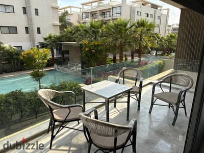 شقه للبيع 205 متر باقل سعر في السوق في ليك فيو التجمع الخامس استلام فوري lake view residence -ready to move-new cairo