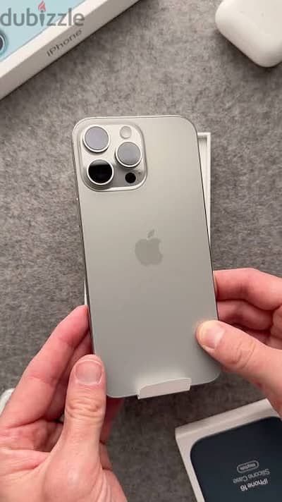 iPhone 16 Pro Max للبدل ب ١٥ برو ماكس خالص ضريبه