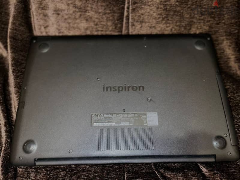 Dell Inspiron 3