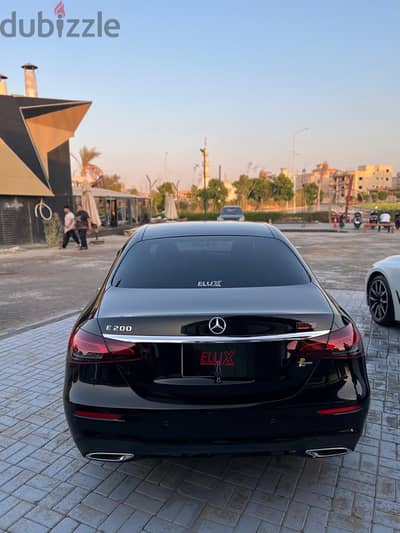Mercedes-Benz E200 2021