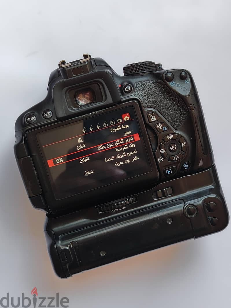 Canon D700 2