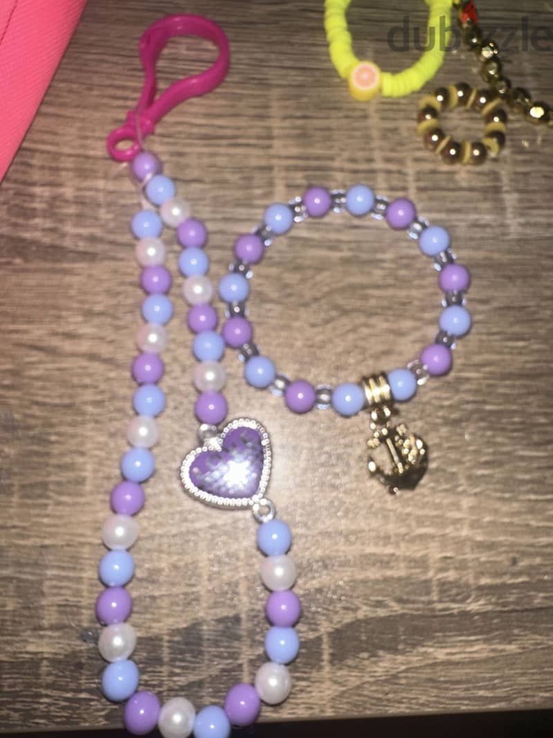 Dalidas bracelets 4