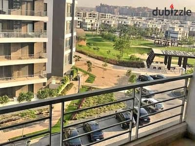 Apartment available for viewing with near-term delivery in Taj City, 12-year installments, prime phase with golf view, in First Settlement near Sherat