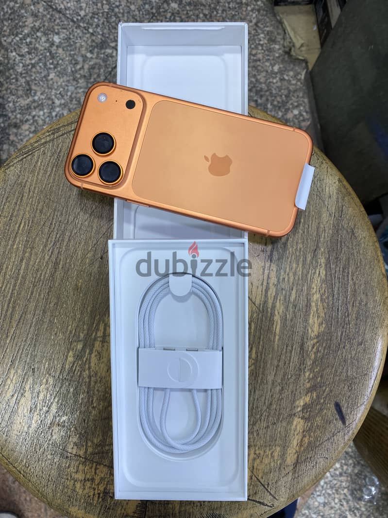 iPhone 17 Pro Max 512G Orange 1