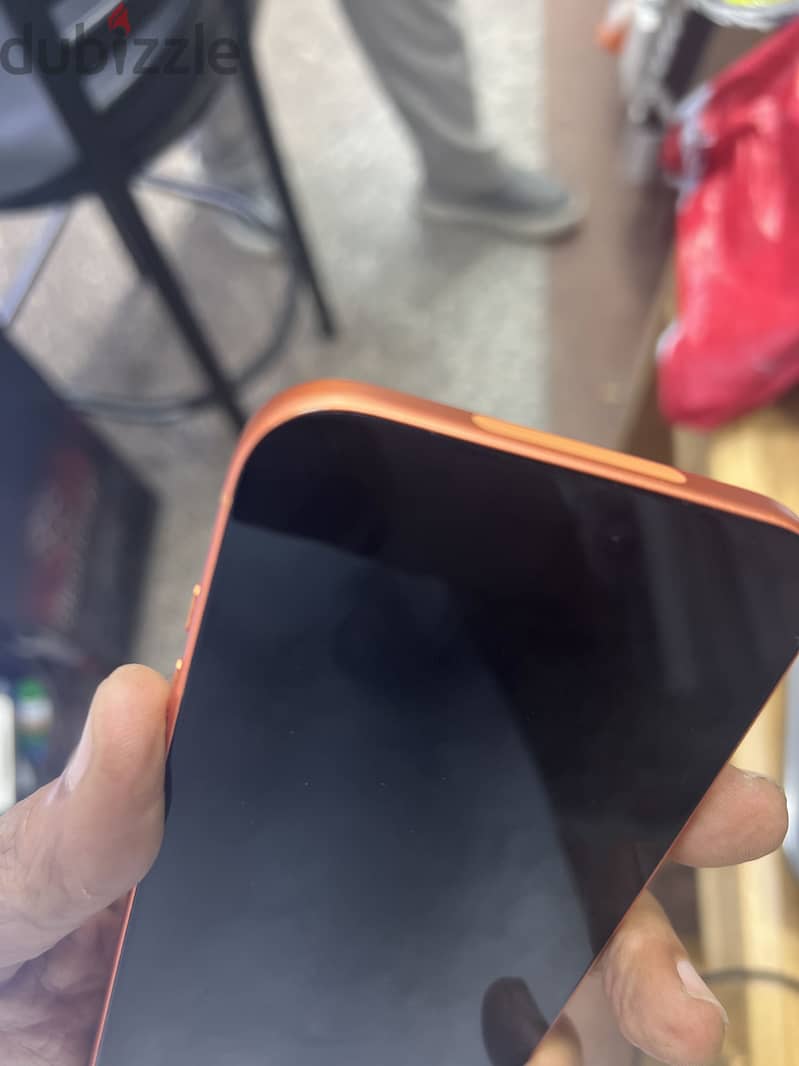 iPhone 17 Pro Max 512G Orange 3