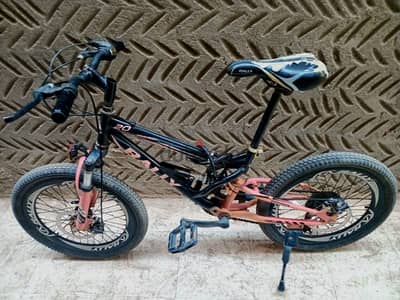 عجلة Rally مقاس 2٠