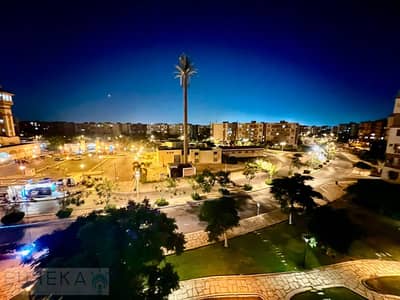 شقة مميزه للبيع في مدينتي فيو مفتوح و تشطيبات خاصة