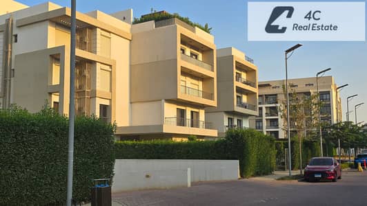 Under market price Penthouse 155 m for sale ready to move very prime location open view villas in Al Marasem Fifth Square, New Cairo Under market price Penthouse 155 m for sale ready to move very prime location open view villas in Al Marasem Fifth Square, New Cairo
