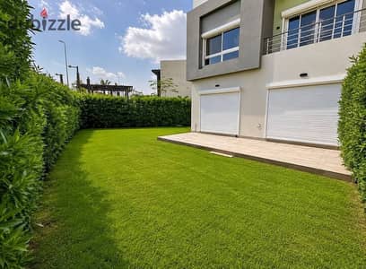 إستلام فورى تاون هاوس بفيو لاند سكيب فى إيتابا بجانب أليجريا والنادى الأهلى Etapa City Edge