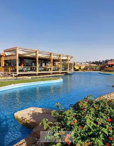 Apartment for sale in the most prestigious compound in Fifth Settlement Hyde Park in the Golden Square - Prime Location (Book at launch price)