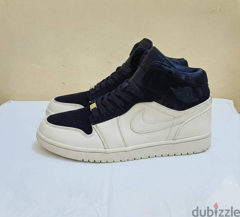 كوتشي Nike 1