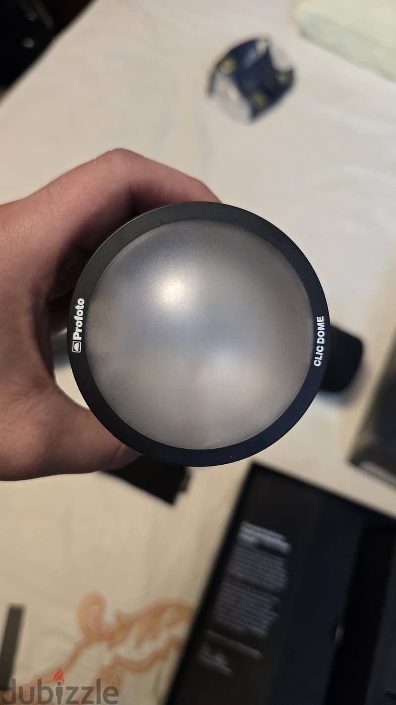 Profoto A1X Flash for canon + trigger + diffuser 13