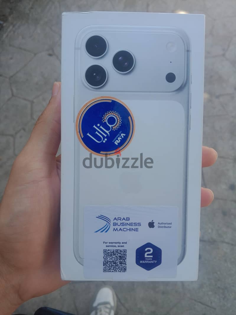 Apple - iPhone 17 Pro Max 2