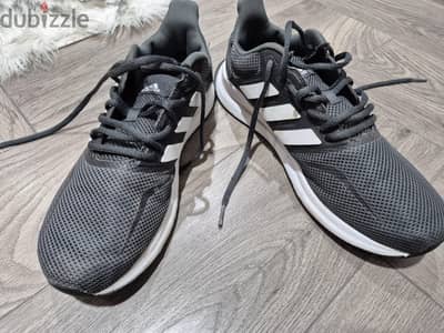 Adidas Original Runfalcon Running shoes – مقاس 39⅓ – شبه جديدة