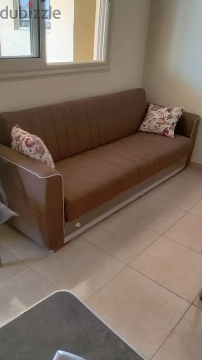 كنبه سرير