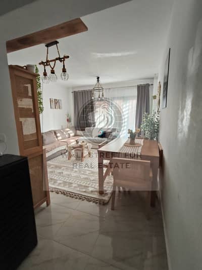 apartment 100m for sale in madinaty b15 with kitchen view main street - cash