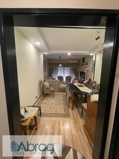 For sale: 134 sq m Corner apartment, 3 bedrooms, ready for immediate occupancy, fully finished, in The Address Sheikh Zayed compound.