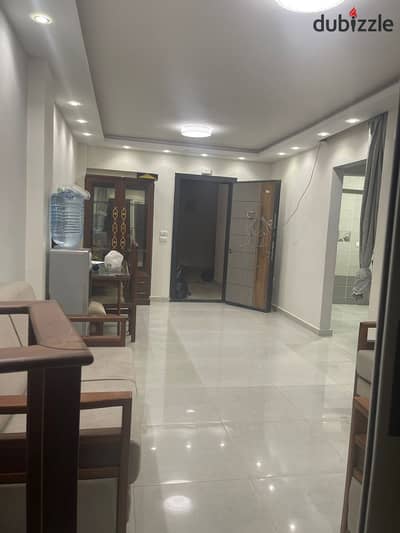 Apartment for rent empty without furniture Kombaound Degla Palms