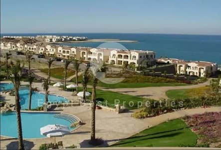 أقل سعر فيلا 180م صف تاني بحر بالفرش والتكييفات للبيع في لافيستا جاردنز العين السخنة La Vista Sokhna