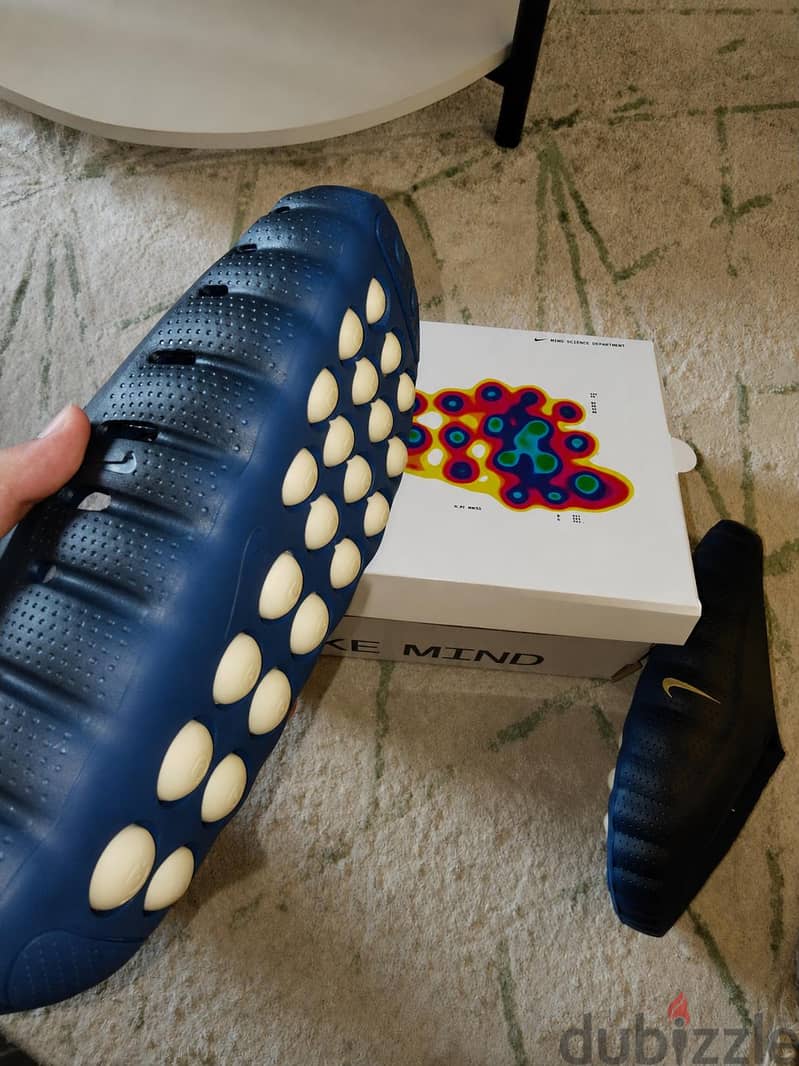Nike Mind 1
