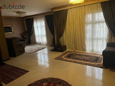 شقة 170متر للايجار مفروش بمدينتي في B7 بسعر لقطه