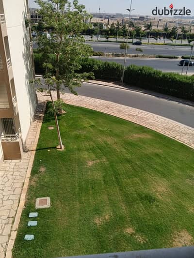 فرصة مميزة للبيع بمدينتي B6 | شقة 89م فيو بارك بالقرب من Strip Mall