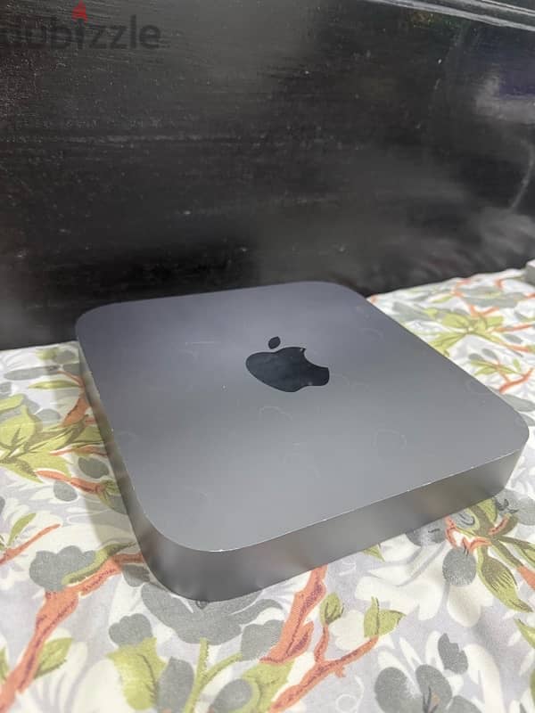 Mac mini (late 2018) i7 32GB 512GB 1