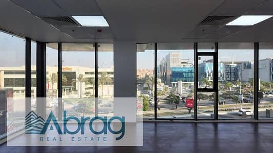 للايجار مكتب اداري بالتشطيب بسنترال افنيو الشيخ زايد بانوراما فيو علي البلازا وكابيتال بيزنس بارك