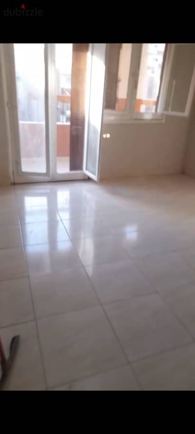 Apartment for rent in University Villas