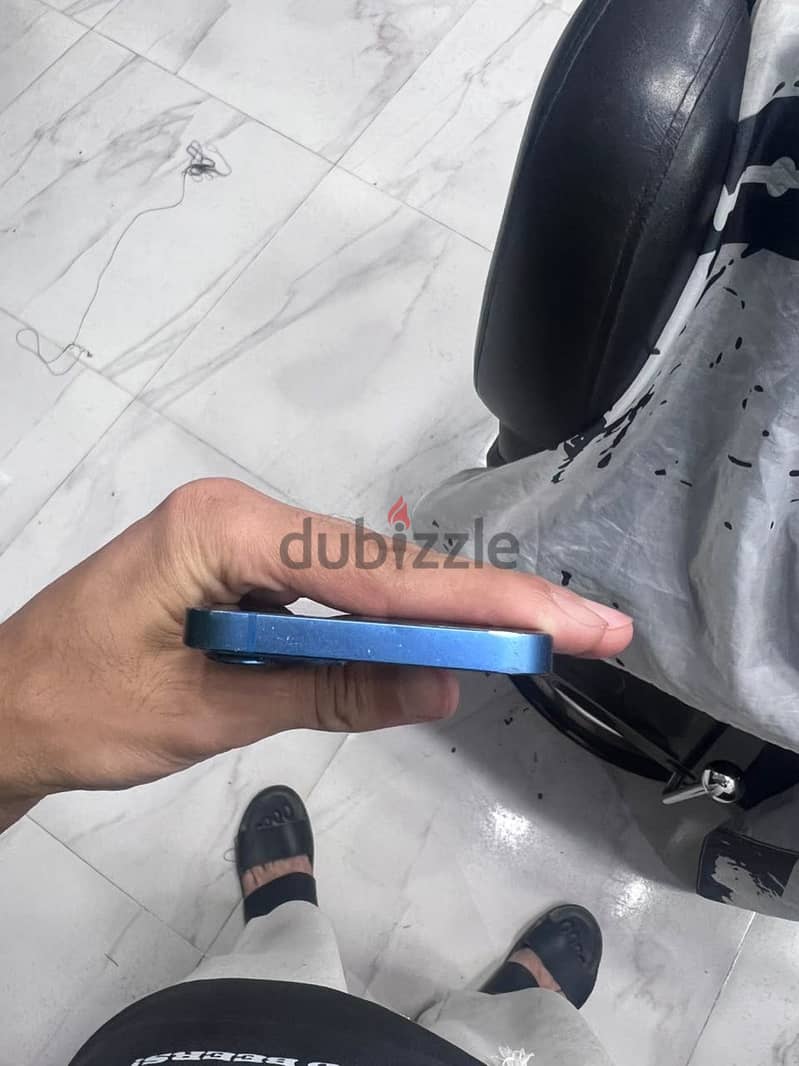 آبل - آيفون 13 4