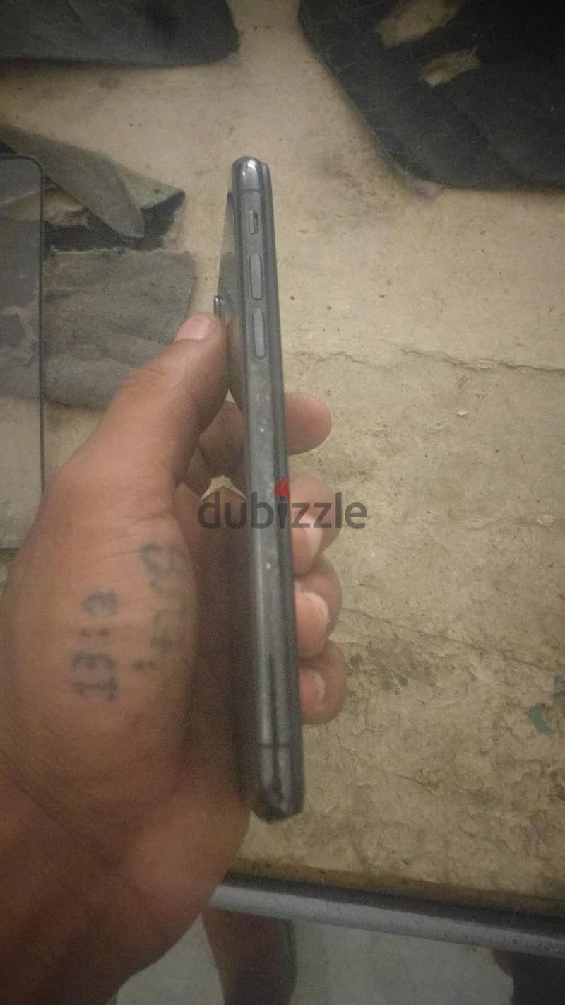 آبل - آيفون اكس 3
