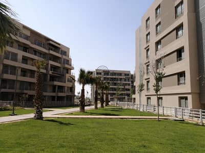Apartment RTM in Capital Gardens Palm Hills Prime Location Spacious Living