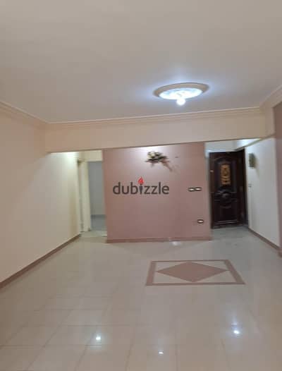 Finished Apartment with garden  for Sale inEl Mostasmer El Soghayar– Sheikh Zayed  Prime location directly opposite District 8 - Ready to move