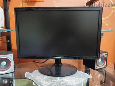 كمبيوتر سامسونج جديد بدون استعمال منذ الزواج بسعر تلفون والله