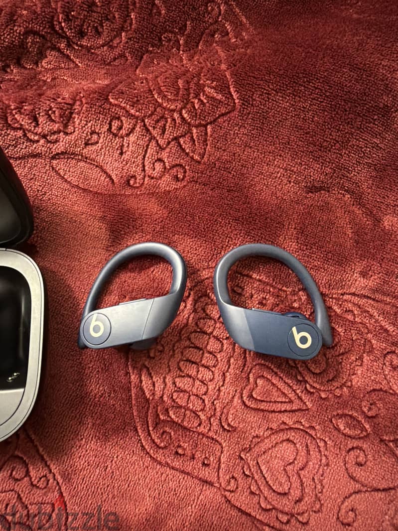 Navy Blue PowerBeats Pro 2