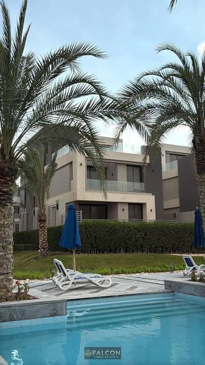 فيلا منفصلة مودرن للبيع استلام فوري متشطب بالكامل في اميز لوكيشين في العاصمة الادارية مباشرة علي الدائري الاوسطي ومحور بن زايد