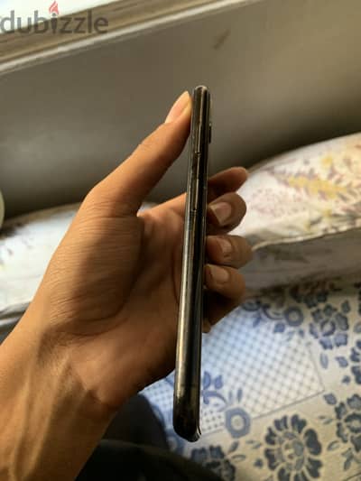Apple - iPhone XS Max