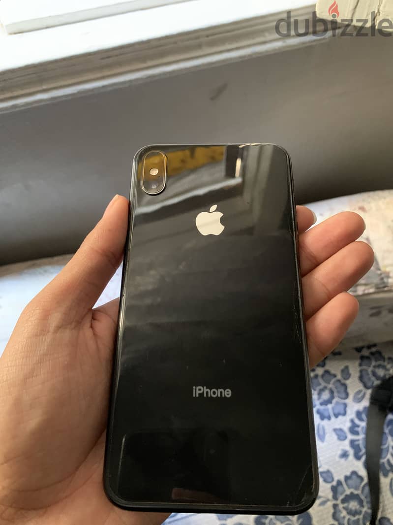 Apple - iPhone XS Max 3