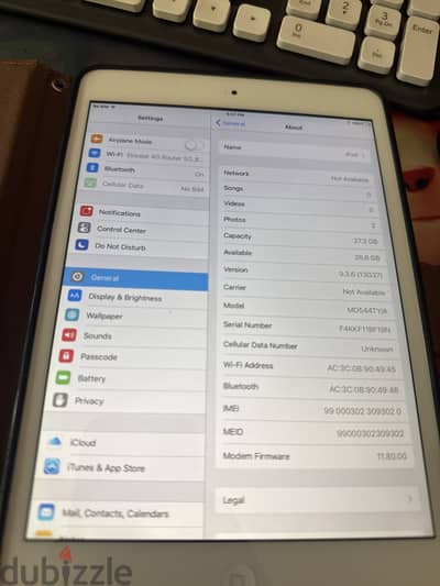 iPad 5 like new fully functional