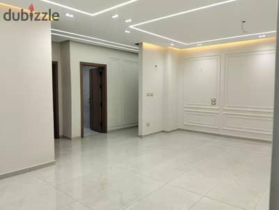 Al-Khamayel City, 6th of October, Phase 4, Building 67, Apartment 31.