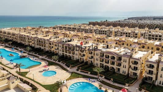 Receiving 6 months in Ain Sokhna, a 3-bedroom chalet for sale, fully finished and ready for inspection