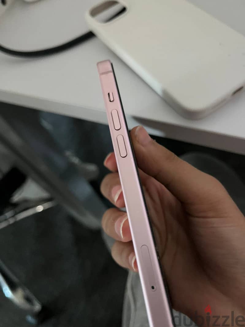 Apple - iPhone 15 plus 9