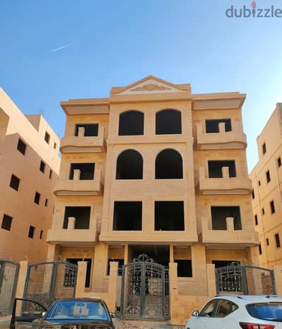 شقة (180م) بالتجمع الخامس بالاندلس 2