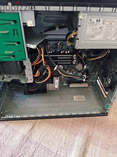 كيسه كمبيوتر hp بحاله ممتازه جدا