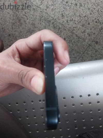 Apple - iPhone 13
