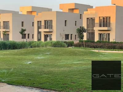 ريسيل | فيلا مستقلة للبيع في أو ويست أكتوبر بإطلالة مفتوحة ومساحات مميزة - استلام فورى اوبن فيو علي لاند سكيب - الصيانه مدفوعه بالكامل